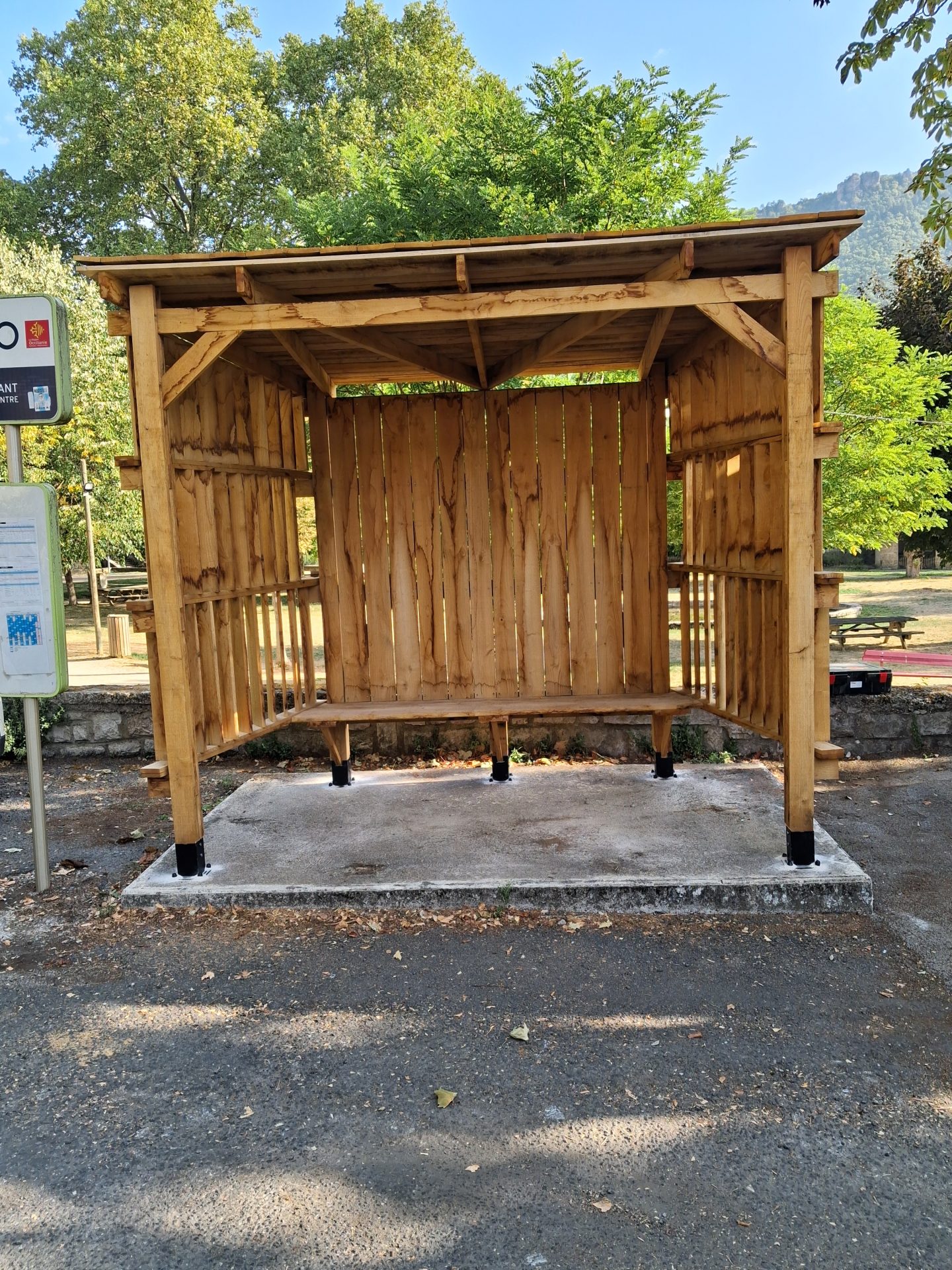 Nouvel abribus