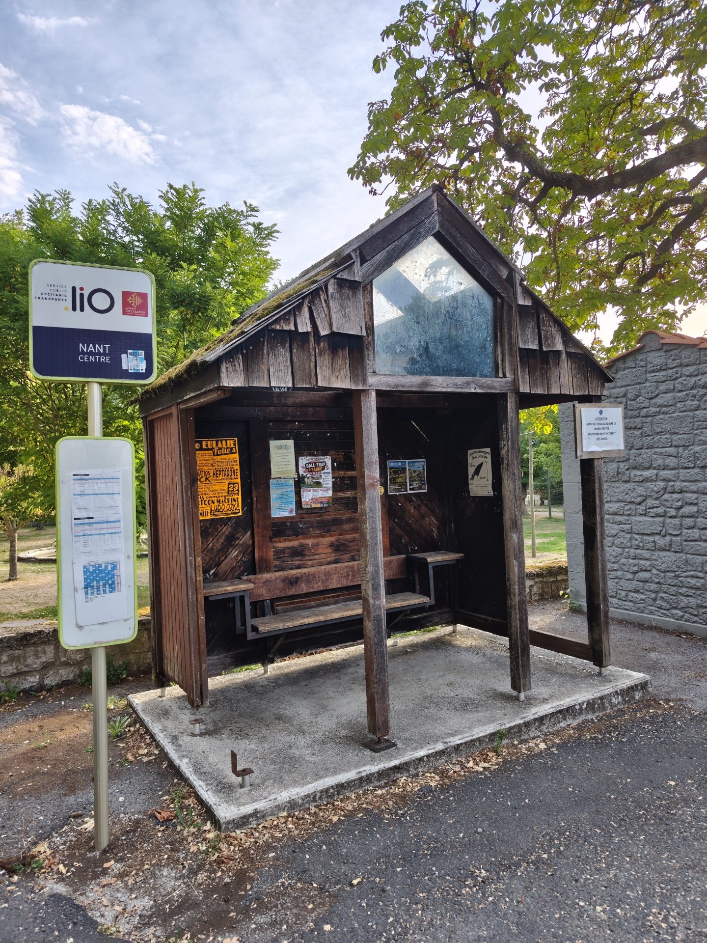 Ancien abribus